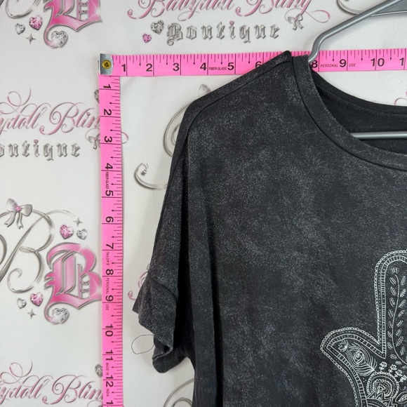 American Eagle Outfitters tee Washed Black Short Sleeve Top Hamsa Embroidery - Picture 6 of 15